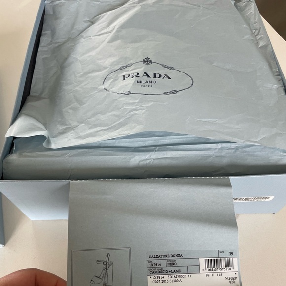 Prada Calzature Donna Metallic Platform Heel in Nero - Picture 9 of 10